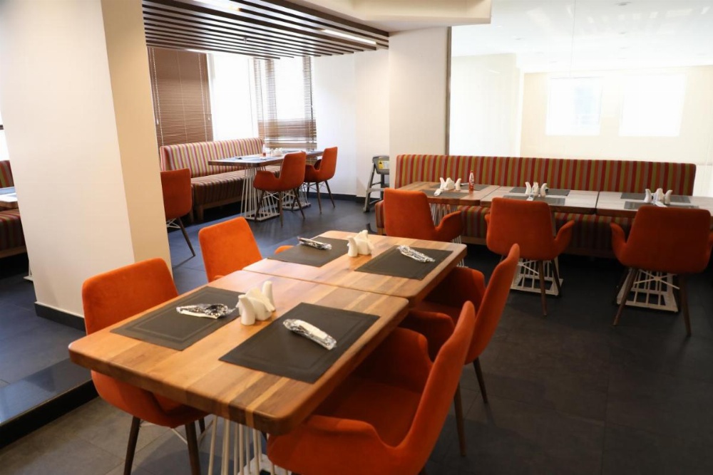 Diwan Residence Hotel- Alsalamah Image 17